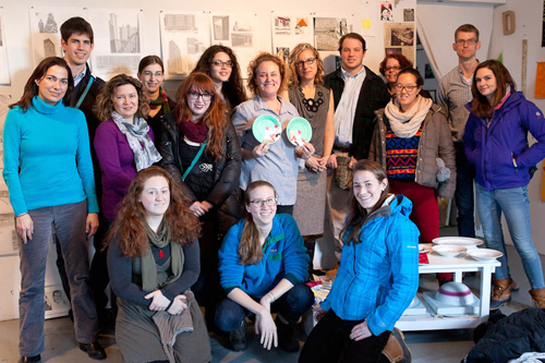 Tracy Adler, Susanna White, Katharine Kuharic, artist Julia Jacquette, Rebecca Murtaugh, Robert Knight and Hamilton students in Jacquette's studio.