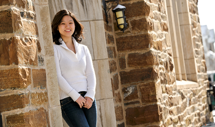 Angela Gizzi ’16