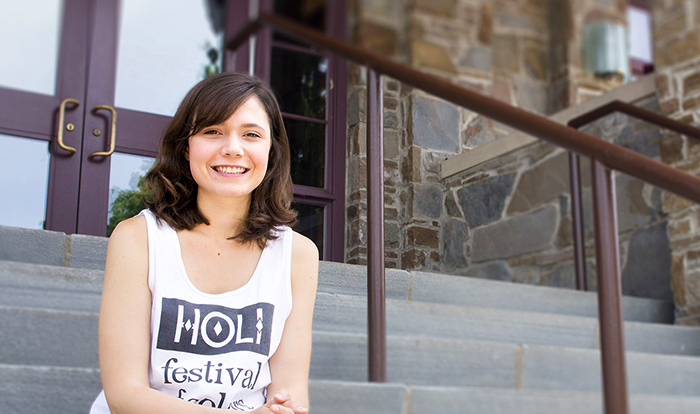 Nicole LaBarge '15