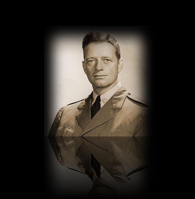 <a class='captionlink' rel='621CBFE5-E9BB-948D-5D61C122854E5EA9'>President David Worcester (1945-47)</a>