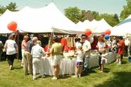 Hamilton parents, students, and alumni enjoy warm weather a delicious picnic menu at a Welcome Party