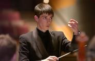 Heather Buchman conducts the Hamilton College Orchestra.