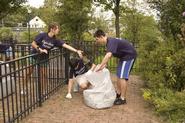 First-year students participated in Hamilton Serves! during orientation.