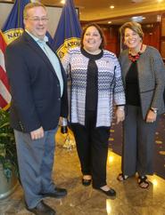 L-R: Univ. of Oregon's Jim Rawlins, Univ. of Richmond's Stephanie Dupaul and Monica Inzer at the National Press Club