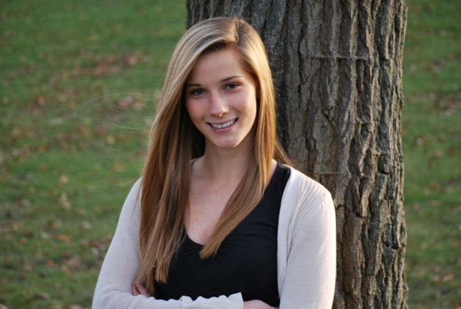 Emma Teach ’16 Awarded Coccia Foundation Scholarship