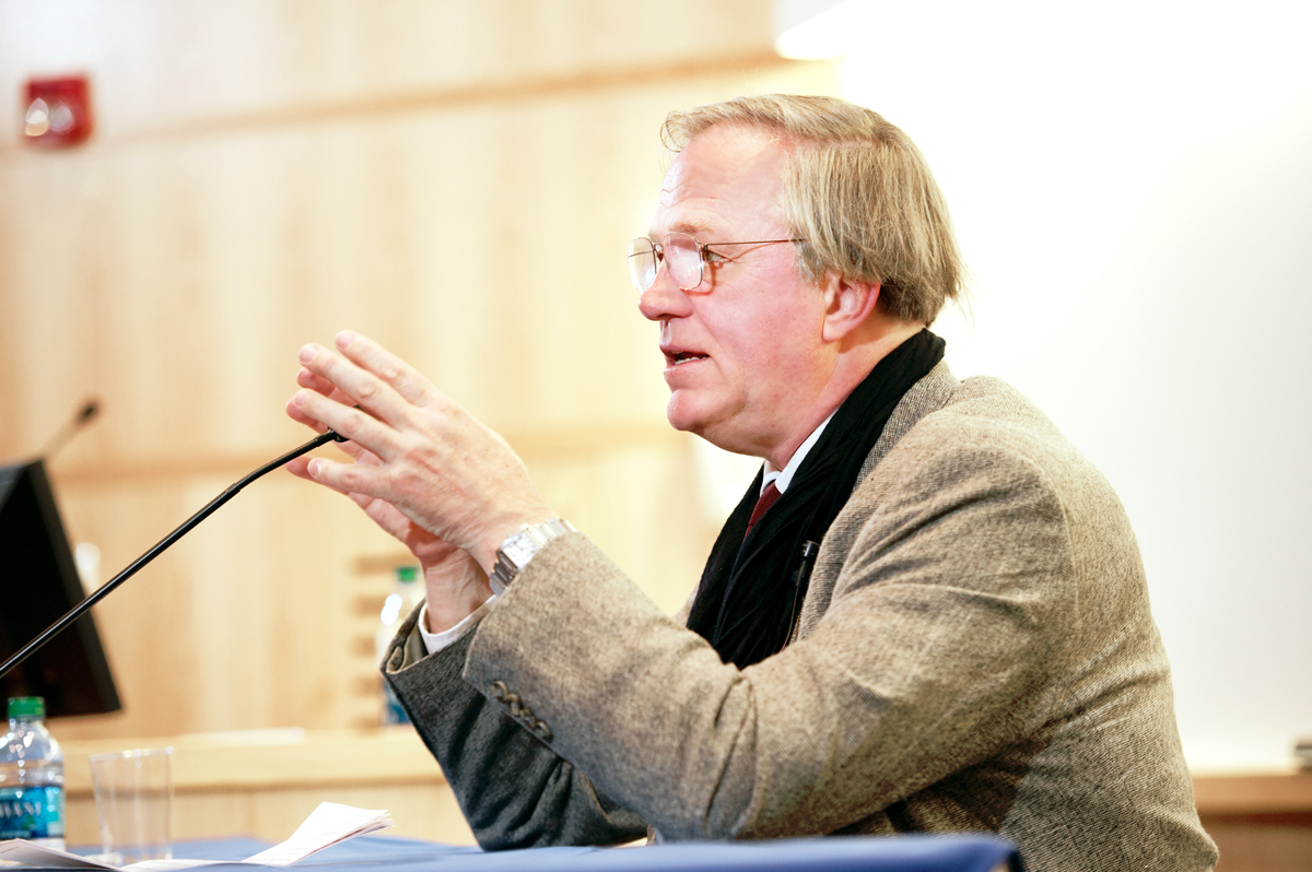 Yale's Robert Storr addresses the audience in a lecture launching Fallcoming/Family Weekend.