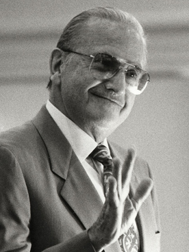 Milton P. Kayle ’43