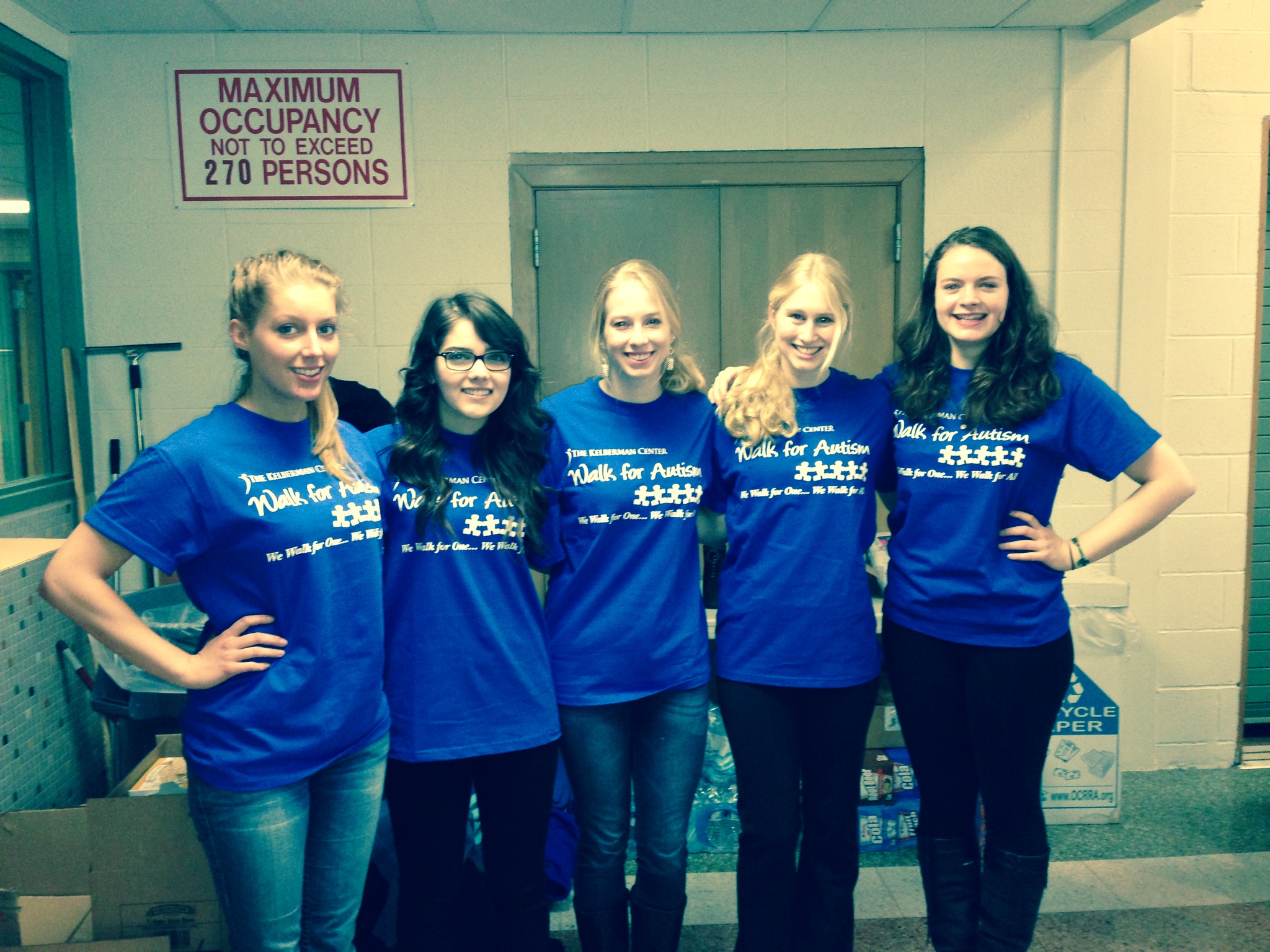 Members of Psi Chi volunteered at the Walk for Autism fundraiser in Oneida.