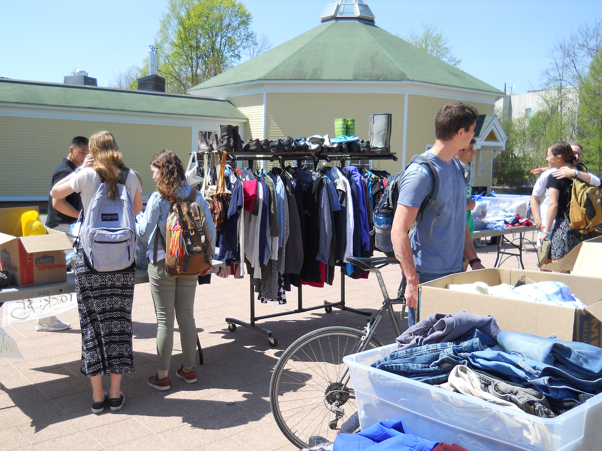 In four hours the Thrift Shop took in more than $300 for Nepal earthquake relief.