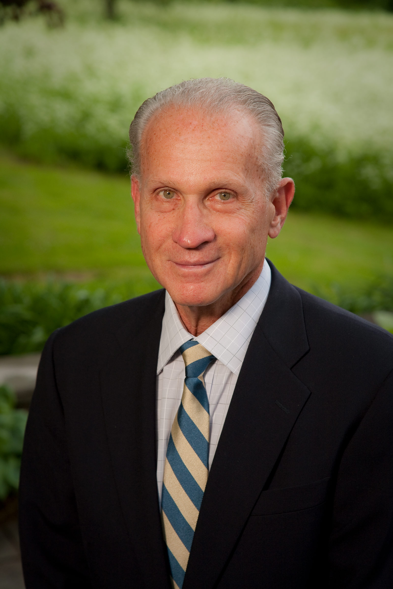 Howard J. Schneider, M.D '60